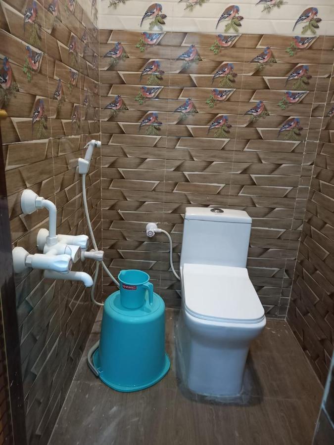 Lakshmi Paradise Lodge A/C โปลลาชี ภายนอก รูปภาพ